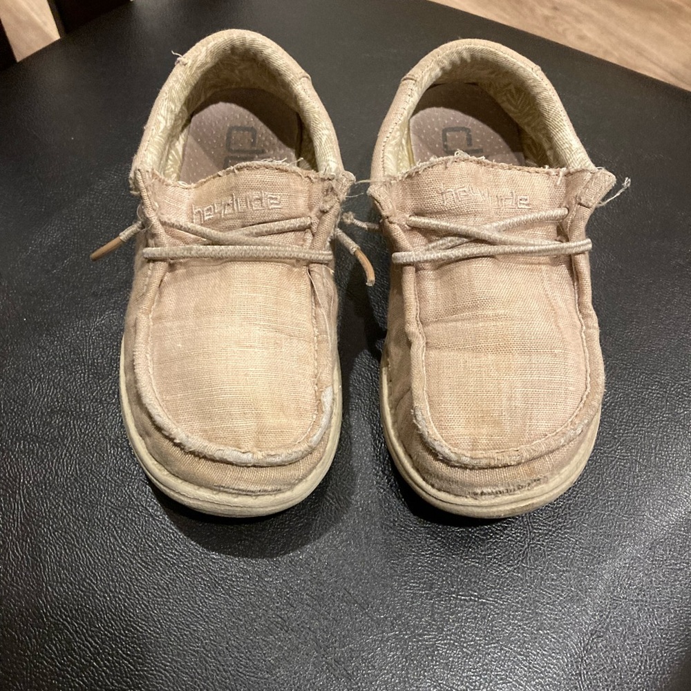 Hey Dude Kids' Beige Moccasins